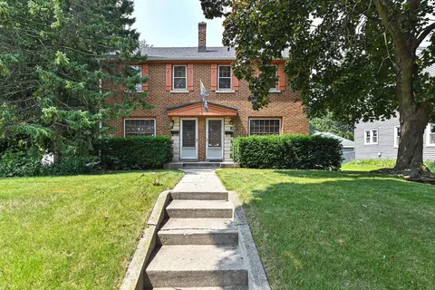 2135 S 102nd, West Allis, WI 53227