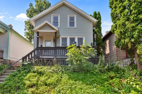 321 E Smith, Milwaukee, WI 53207