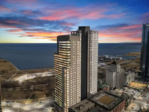 923 E Kilbourn #703, Milwaukee, WI 53202