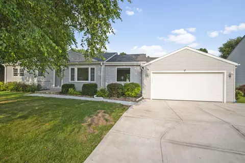 6371 N 118th, Milwaukee, WI 53225