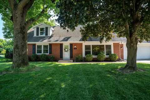815 W Fairfield, Glendale, WI 53217