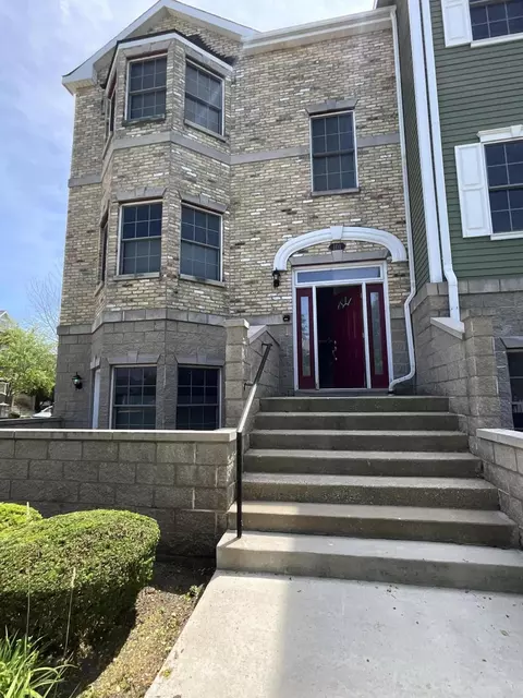 7918 Fredricksburg #101, Bristol, WI 53104