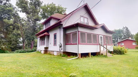 17339 Edgewood, Galesville, WI 54630