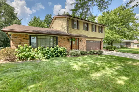 7645 S S Msn, Franklin, WI 53132