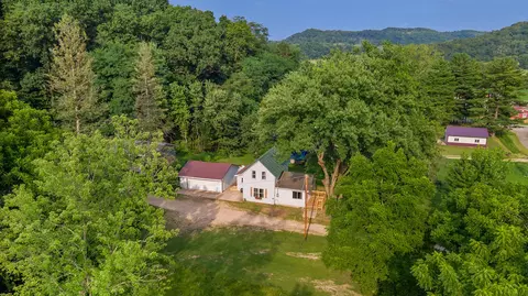 117 4th, Melvina, WI 54619