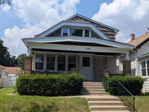 3167 S Hanson, Milwaukee, WI 53207