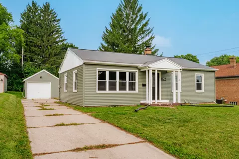 1522 N 10th, West Bend, WI 53090