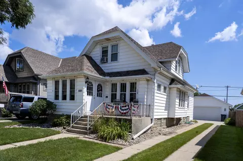 1256 S 53rd, West Milwaukee, WI 53214