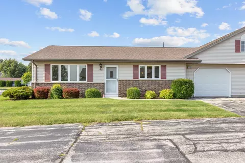 1424 Jackson, New Holstein, WI 53061