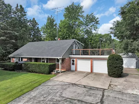 1634 N Green Bay, Mount Pleasant, WI 53406