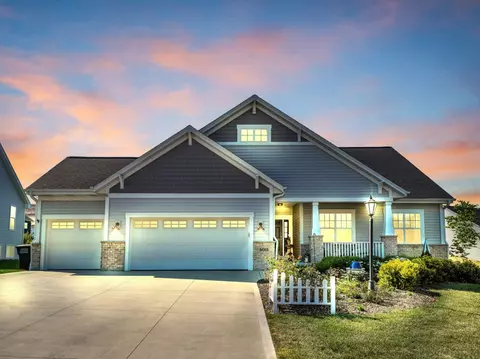 6015 Indigo, Racine, WI 53406