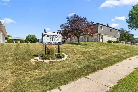 1700 Creek #104, West Bend, WI 53090
