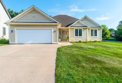 6800 Magnolia, Greendale, WI 53129