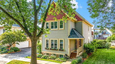 225 E Vine, Milwaukee, WI 53212