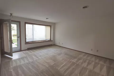 6755 Mariner #7, Mount Pleasant, WI 53406