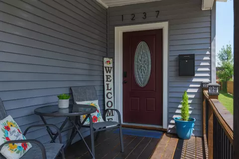1237 Blake, Racine, WI 53404