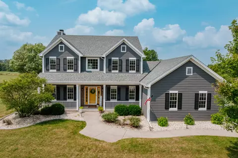 3207 Twin Creeks, Jackson, WI 53037