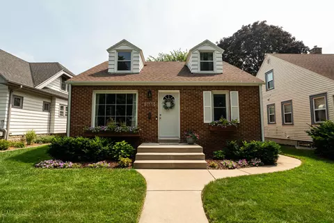 2650 N 67th, Wauwatosa, WI 53213