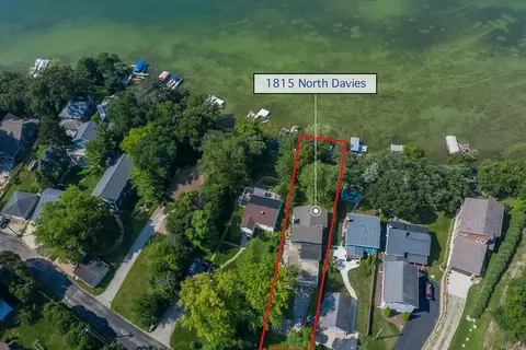 1815 N Davies, Summit, WI 53066