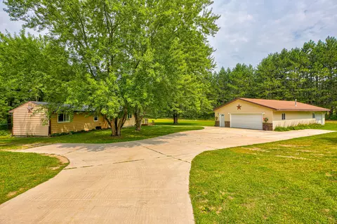 S 8825 Short, Brunswick, WI 54701