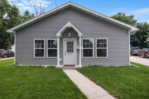 1315 Jerome, Janesville, WI 53546