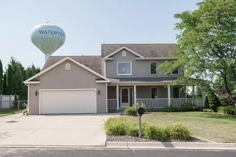 1407 Timber Rdg, Watertown, WI 53098