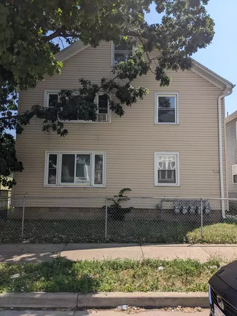 3266 N 3rd, Milwaukee, WI 53212