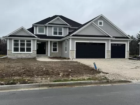 w207n5766 Muirfield, Menomonee Falls, WI 53051