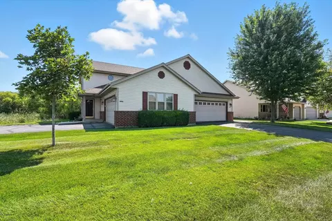 513 Foxmead Apt A B #A, B, Waterford, WI 53185