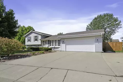 1407 Cleveland, Hartford, WI 53027