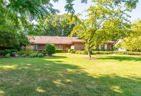 17855 St James, Brookfield, WI 53045