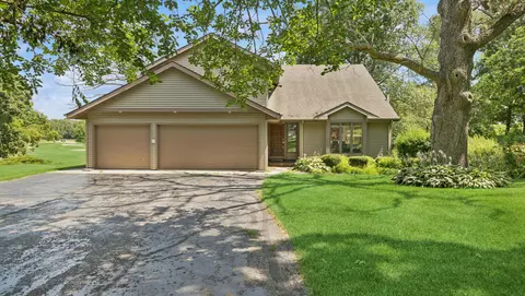 n6316 Oak Court, Lafayette, WI 53121