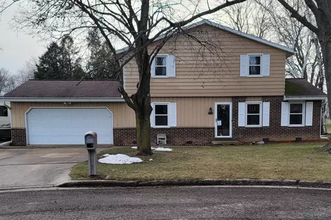 617 Mohawk, Horicon, WI 53032