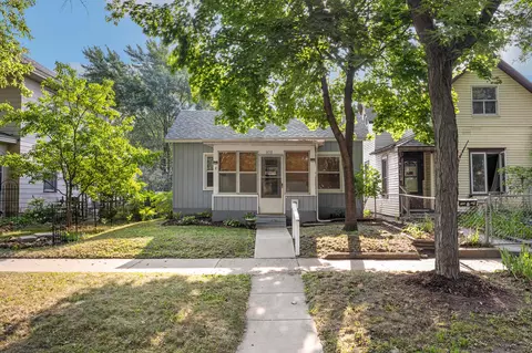 1438 Kane, La Crosse, WI 54603