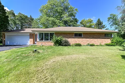 11919 N Silver, Mequon, WI 53097