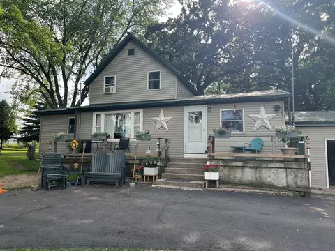 W7159 Golden, Kingston, WI 53926