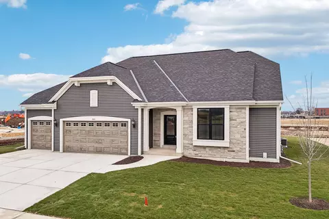 1691 Hammock, Oconomowoc, WI 53066