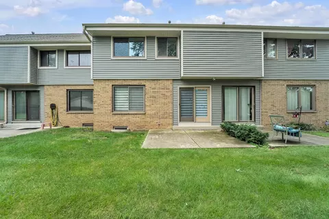 4869 S 19th, Milwaukee, WI 53221