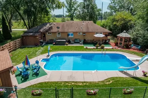 15440 Mt Vernon, Brookfield, WI 53005