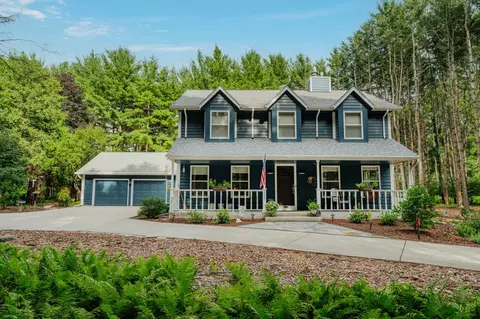 1032 Mill, Delafield, WI 53018