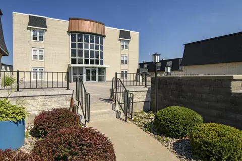 9500 N Green Bay #209, Brown Deer, WI 53209
