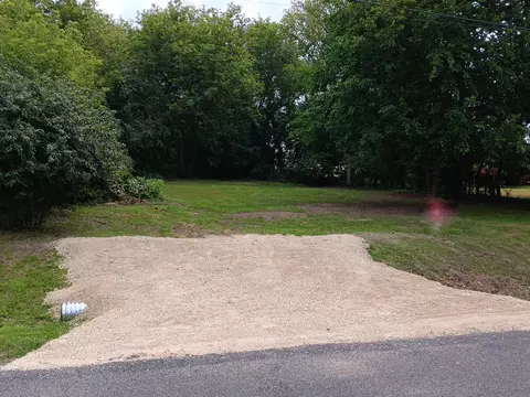 Lt32 Oakwood Beach, Green Lake, WI 53946