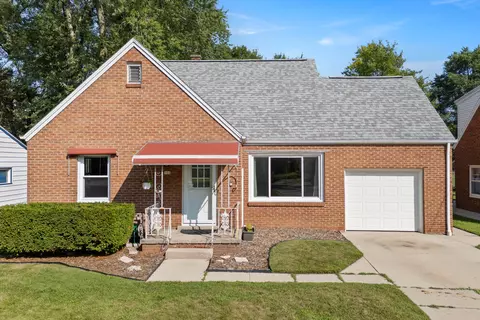 500 S Main, Saukville, WI 53080