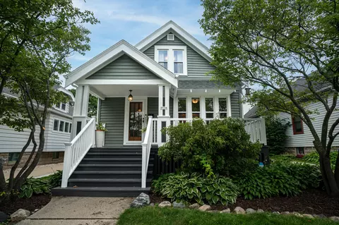 3936 N Frederick, Shorewood, WI 53211