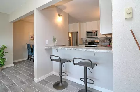 3233 W Mangold UNIT C, Greenfield, WI 53221
