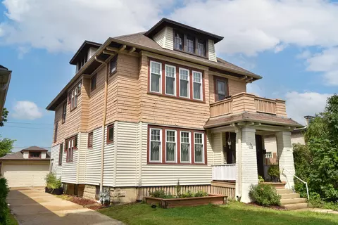 2269 N 65th #2271, Wauwatosa, WI 53213