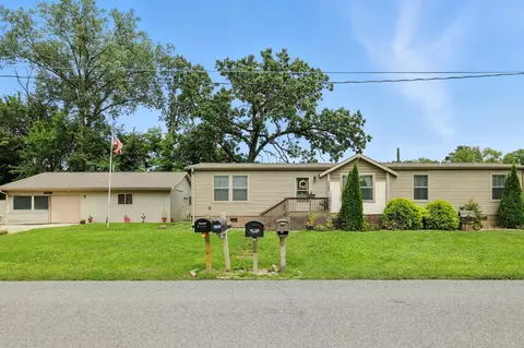 n1152 Spruce Road, Bloomfield, WI 53128