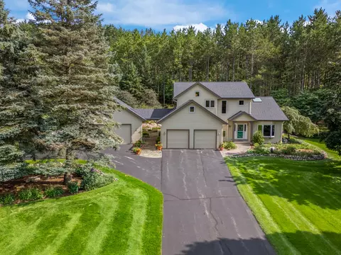 1224 Maggie, Hubertus, WI 53033
