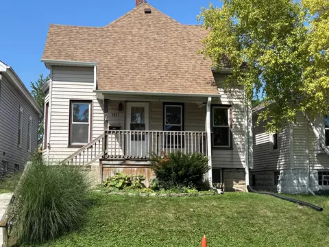 1921 S 75th, West Allis, WI 53219