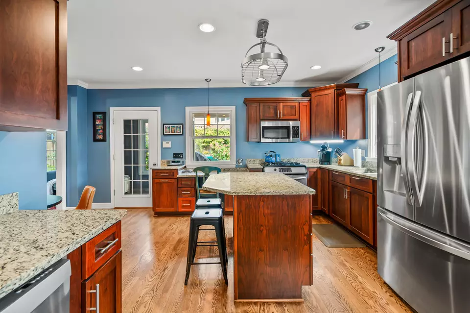 Kitchen - 3954 N Harcourt, Shorewood, WI 53211 photo 1 of 5
